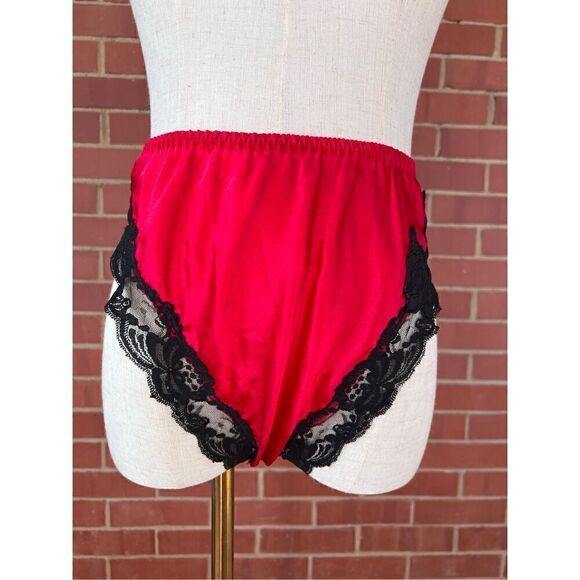 Vintage Victorias Secret Panties - Picture 1 of 6